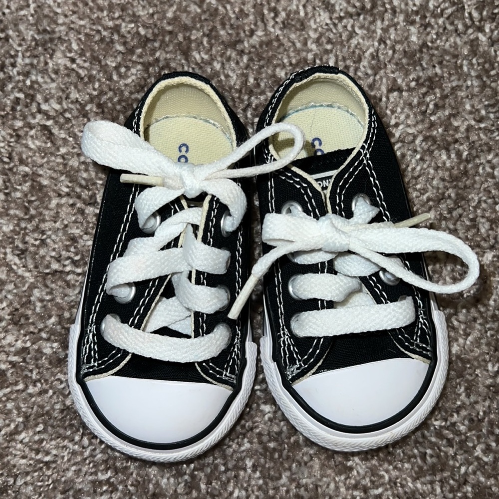 Baby/toddler converse - Picture 3 of 5